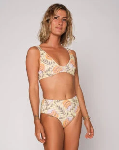 Brasilia Reversible Bikini Bottom - Roma -Theseea Brasilia Roma Multicolor Lavender Floral Pattern Reversible Bikini Swim Suit Sun Protection 24