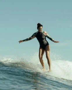 Gaviotas Surf Suit - Brisa (RC-Skin) 21 Gaviotas Surf Suit - Brisa (RC-Skin) -Theseea Gaviotas Brisa Green Multifloral Floral Pattern Long Sleeve Surf Suit UV Protection Swim Suit 1