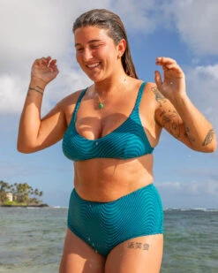 Bobby Bikini Top - Lava -Theseea SEEA Bobby Bikinitop Lava 4X5 1 861aa696 079f 482e a310 8302a539542e