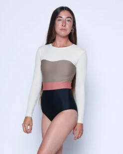 Hermosa One Piece - Pebble 11 Hermosa One Piece - Pebble -Theseea SEEA Hermosa OnePiece Pebble 4X5 2