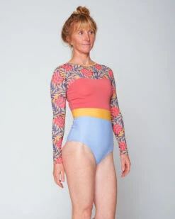 Hermosa One Piece - Genoa 14 Hermosa One Piece - Genoa -Theseea SEEA Hermosa Surfsuit Genoa 4X5 3