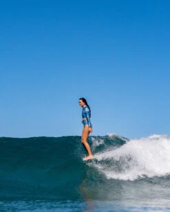 Hermosa One Piece - Seaflower 18 Hermosa One Piece - Seaflower -Theseea SEEA Hermosa Surfsuit Seaflower Lifestyle 4X5 5