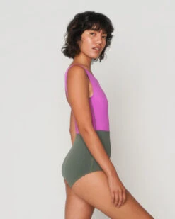 Lido One Piece - Jazzberry (RC-Skin) 11 Lido One Piece - Jazzberry (RC-Skin) -Theseea SEEA Lido Onepiec Jazzberry 4X5 2