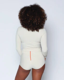 Palomar Crop Rashguard - Pebble 12 Palomar Crop Rashguard - Pebble -Theseea SEEA Palomar CropTopRashguard Pebble 4X5 10