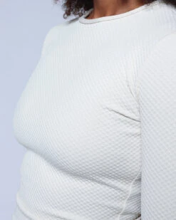 Palomar Crop Rashguard - Pebble 15 Palomar Crop Rashguard - Pebble -Theseea SEEA Palomar CropTopRashguard Pebble 4X5 12