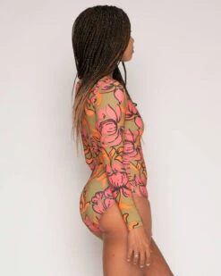 Solanas Surf Suit - Freya -Theseea SEEA Solanas Surfsuit Freya 4X5 40