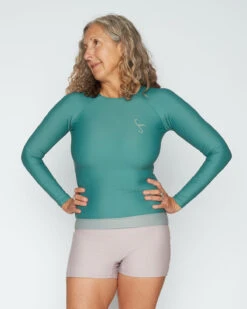 Swami's Playsuit - Wellness 12 Swami's Playsuit - Wellness -Theseea SEEA Swamis Surfsuit Wellness 4X5 40829e19 5f32 4272 b597 9c6b9cb840aa