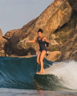 Tofino One Piece - Magma 12 Tofino One Piece - Magma -Theseea SEEA Tofino Bodysuit Magma 4X5 2