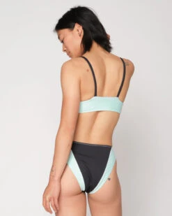 Vega Bikini Top - Black Ice -Theseea SEEA Vega Bikini BlackIce 4X5 5 abb3d5a0 850f 45f8 8c5c 2222917b1b57