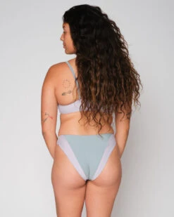 Vega Bikini Top - Sage -Theseea SEEA Vega Bikini Sage 4X5 8