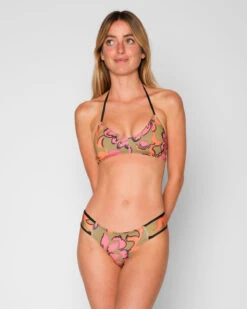 Zoe Bikini Bottom - Freya 11 Zoe Bikini Bottom - Freya -Theseea SEEA Zoe Bikini Freya 4X5 1 26cc58e2 d18a 48bd 9d02 5f7620950a18