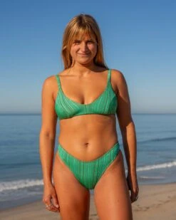 Phoebe Bikini Bottom - Coastal Rib 13 Phoebe Bikini Bottom - Coastal Rib -Theseea SU25 Bobby Top CostalRib VP 5 730ac1e4 a858 4efb 9cfc 91fdc7654a34