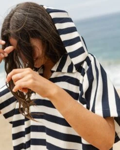 Luna Poncho - Sailor 11 Luna Poncho - Sailor -Theseea SU25 Tia RockRib Madison Atonce Hannah 7