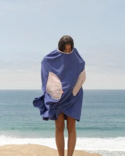 Changing Cape - Horizon Red -Theseea SU25 Tia RockRib Madison Atonce Hannah 78